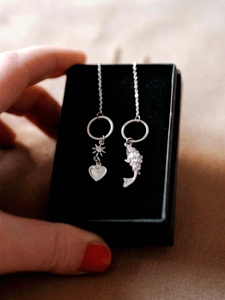 Andrea Atlas Signature Chain Earrings N°100 in Silver