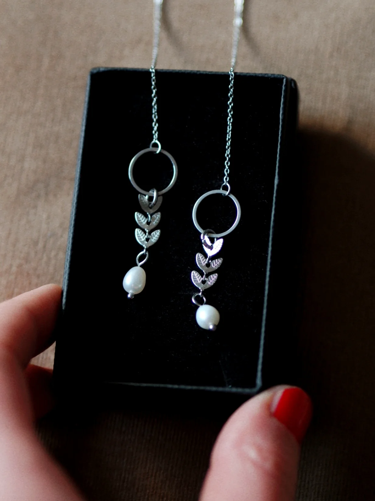 Andrea Atlas Signature Chain Earrings N°41 in Silver - Image 2