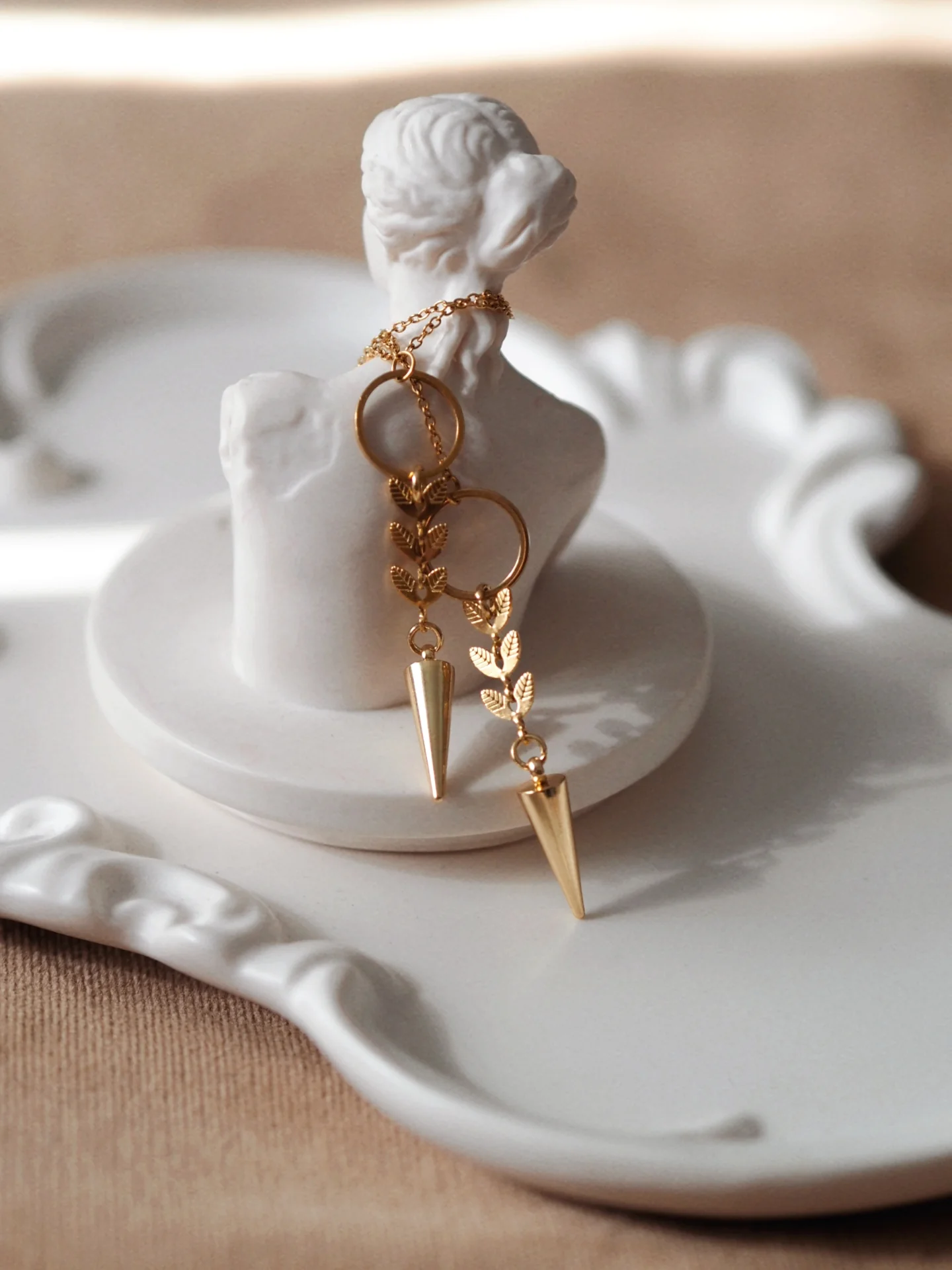 Andrea Atlas Signature Chain Earrings N°56 in Gold - Image 5