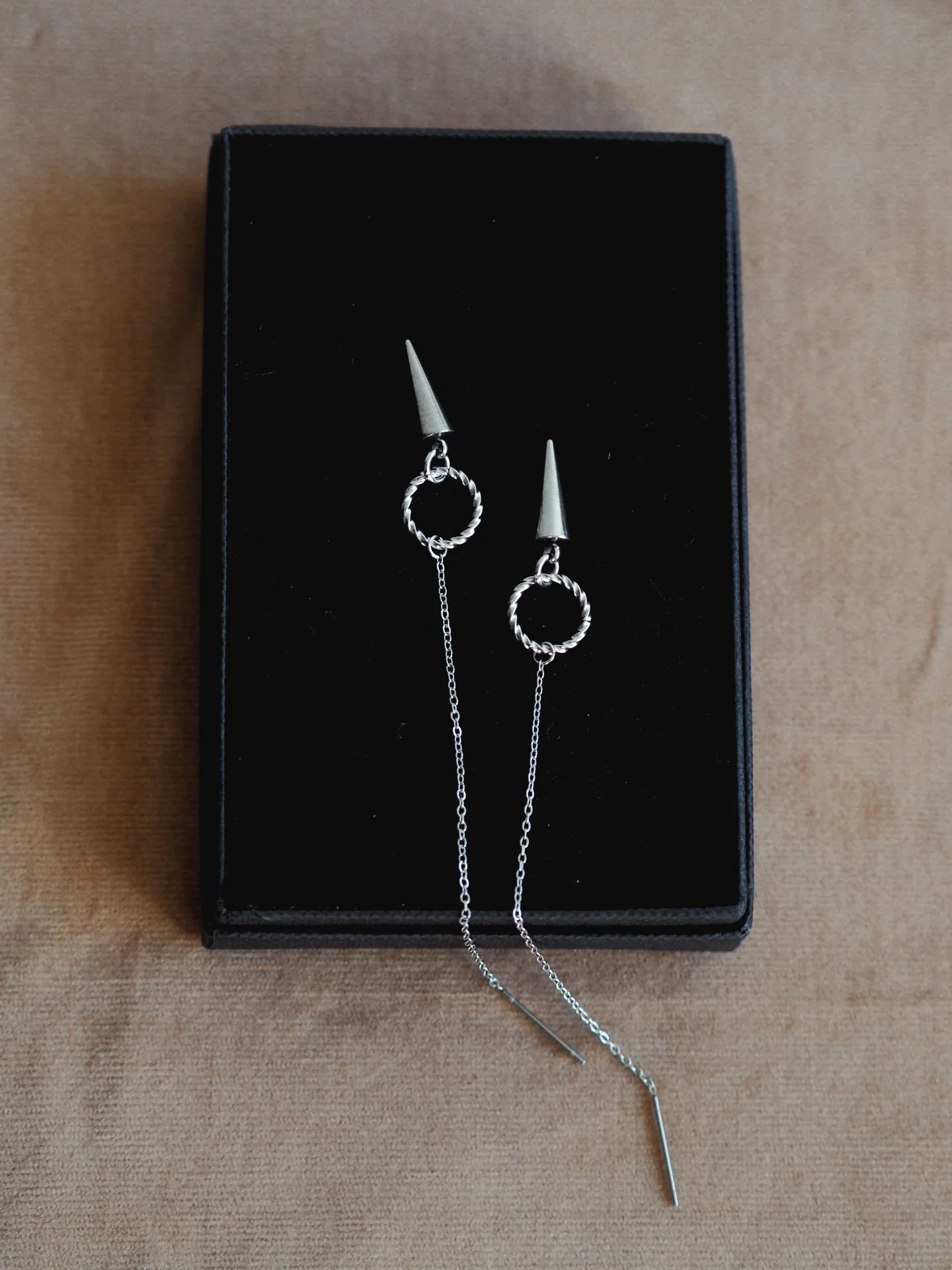 Andrea Atlas Signature Chain Earrings N°58 in Silver