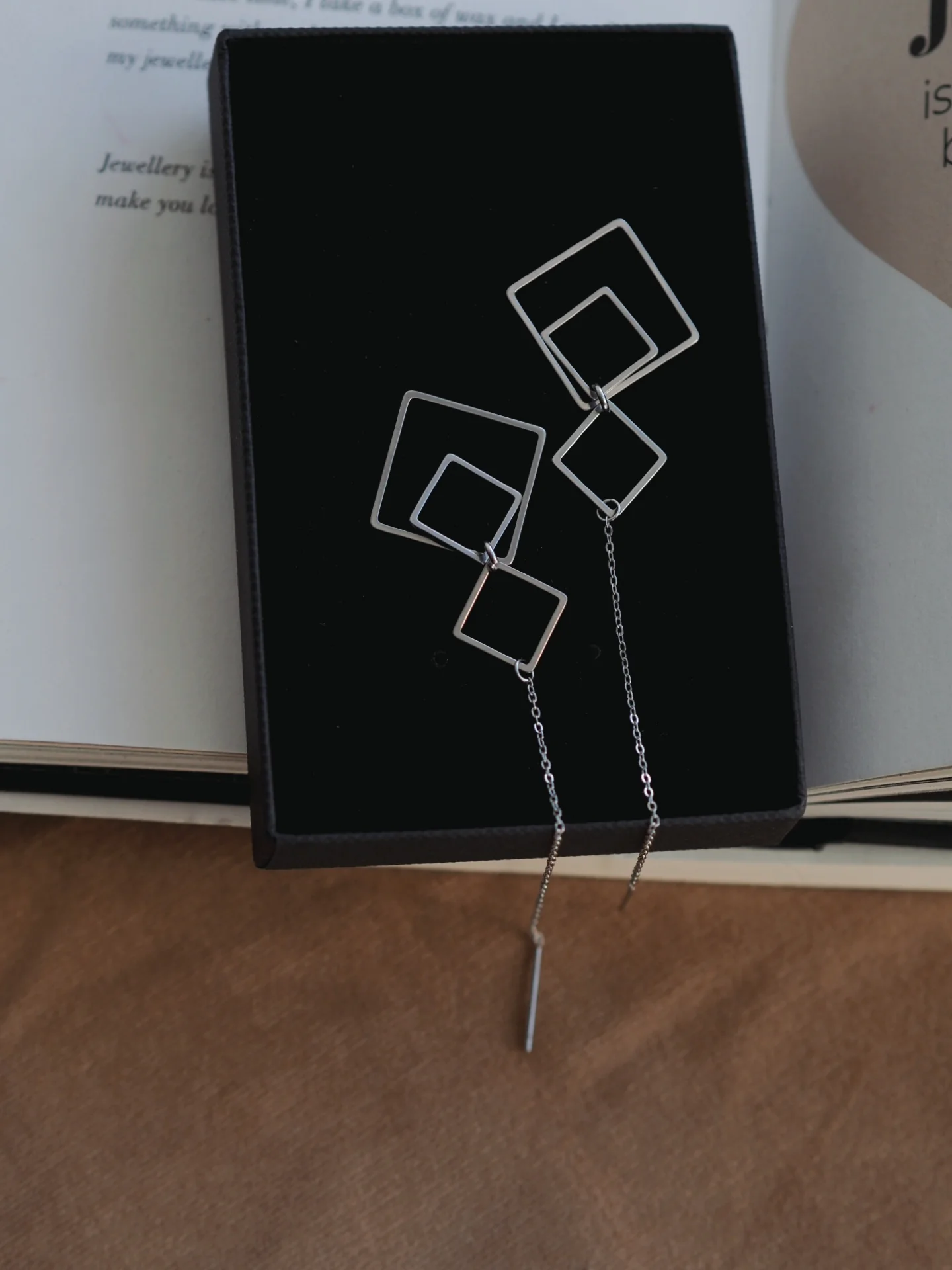 Andrea Atlas Signature Chain Earrings N°59 in Silver