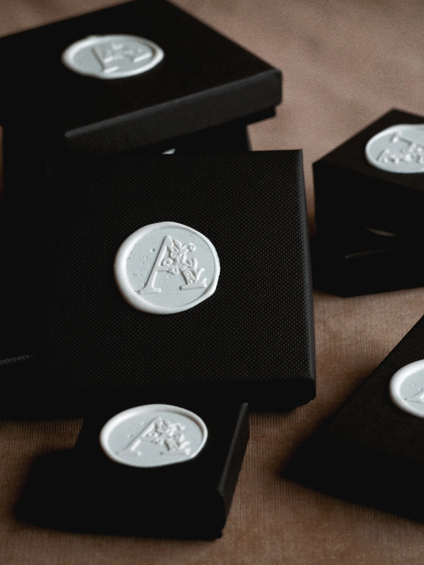 Jessica Fan Necklace in Silver - Image 3