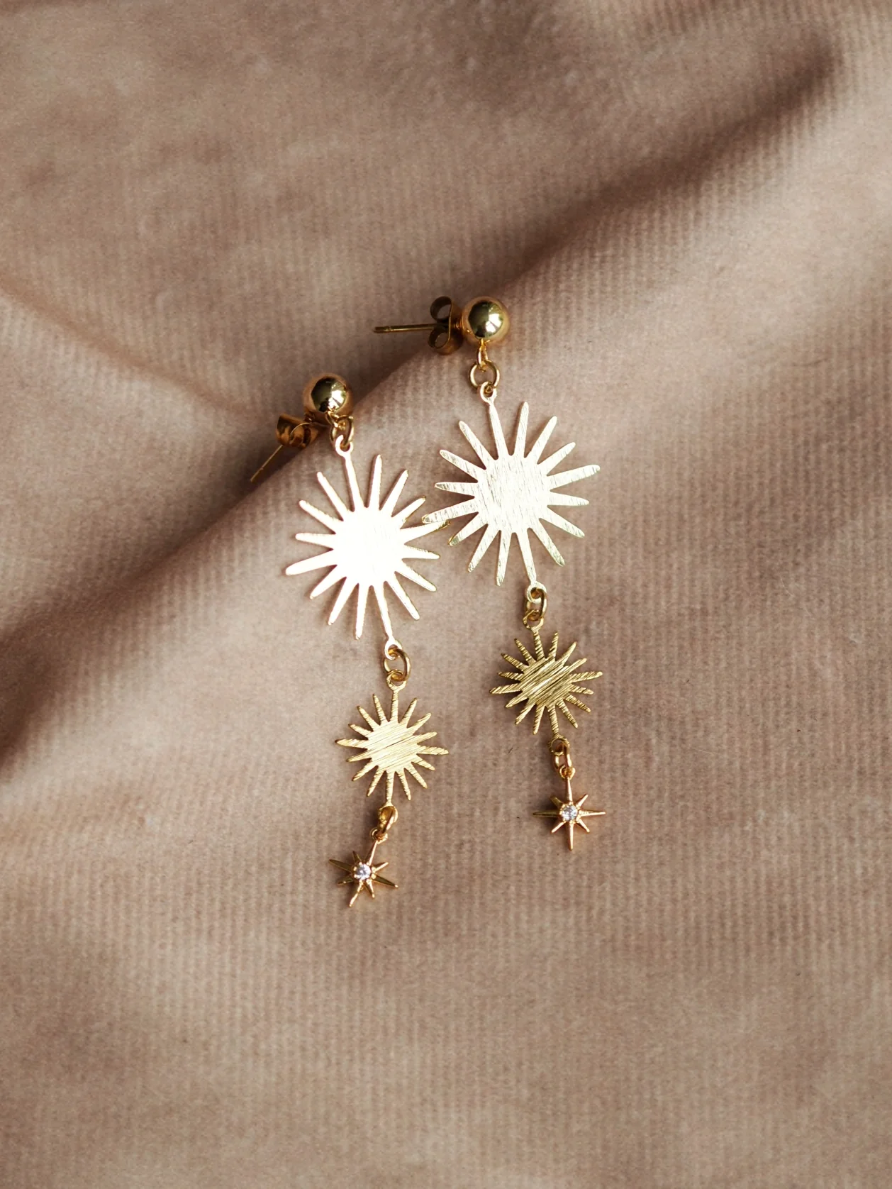 Andromeda Earrings in Gold / Limited Collection Sparkle - Image 2