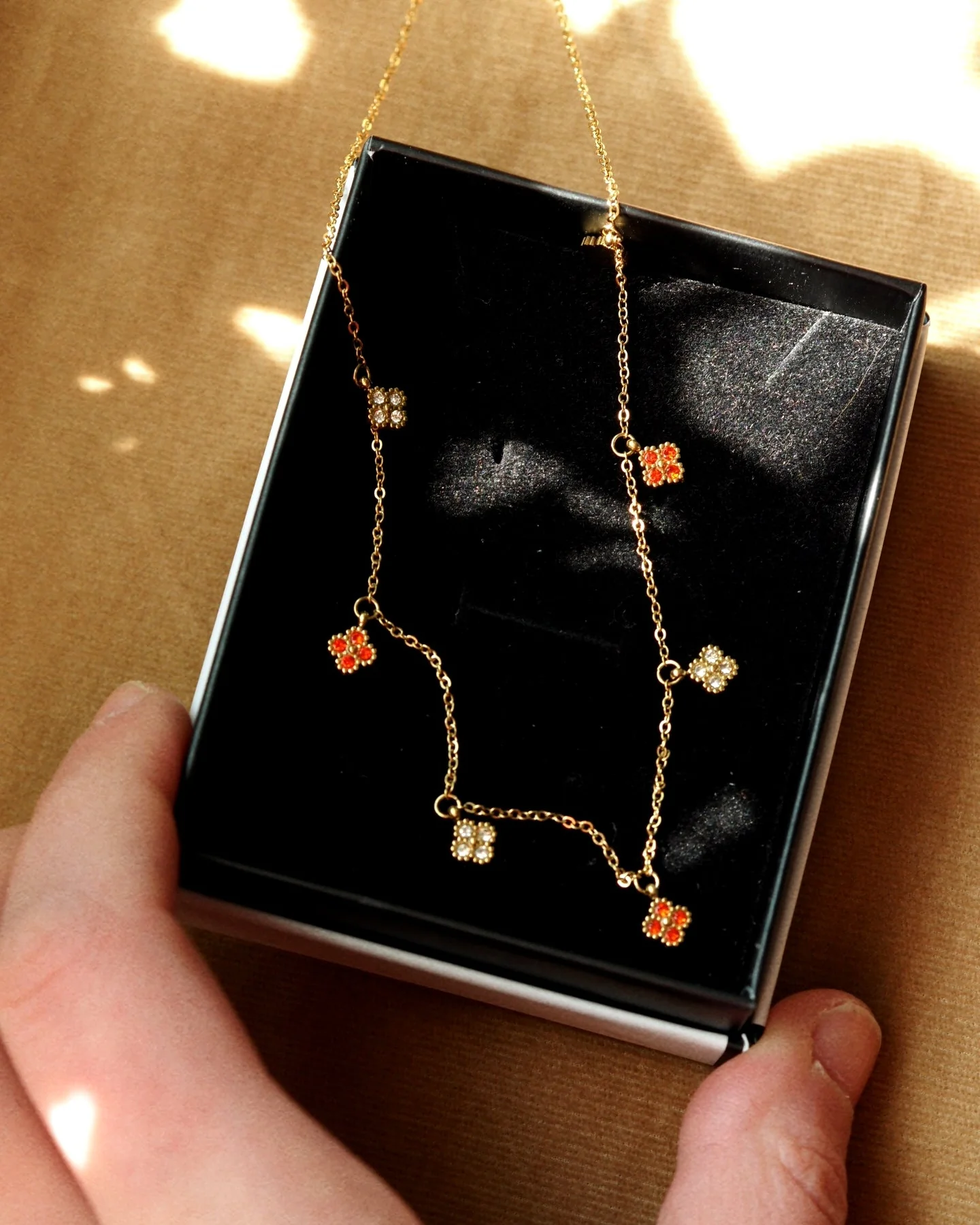 Beautiful Clover Necklace in Gold