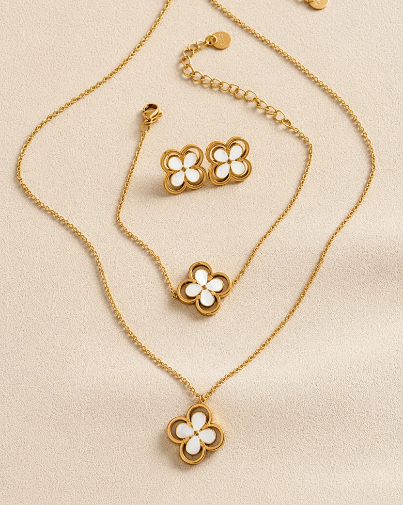 Beautiful Pearl Clover Studs - Image 3