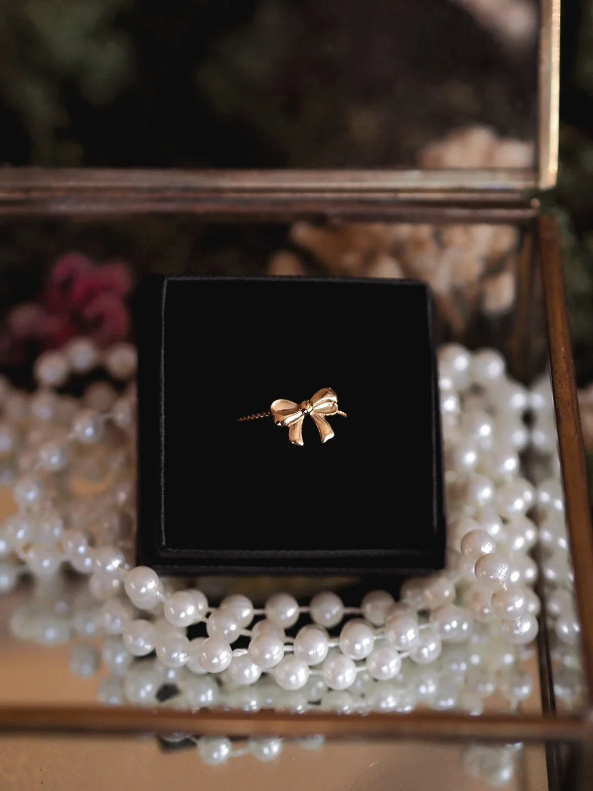 Bow Adjustable Ring in Gold - Image 2