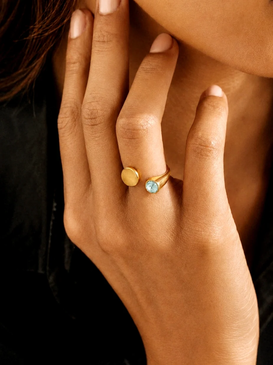 Danielle Lazur Swarovski Ring - Image 2