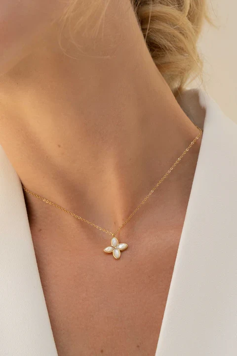 Emma Waterproof Necklace in Gold