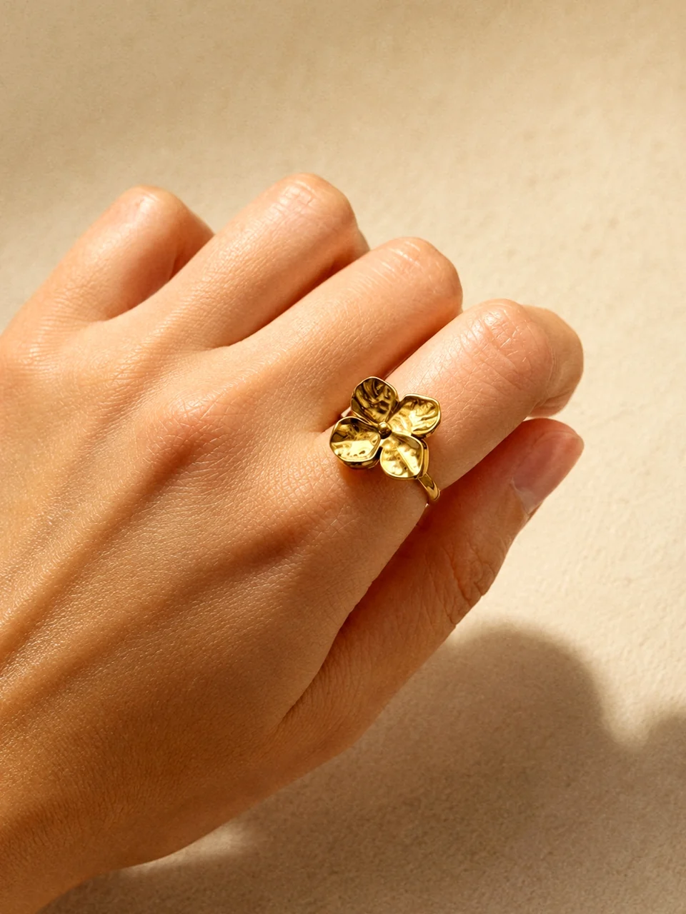 Flower Unique Spinner Ring - Image 2