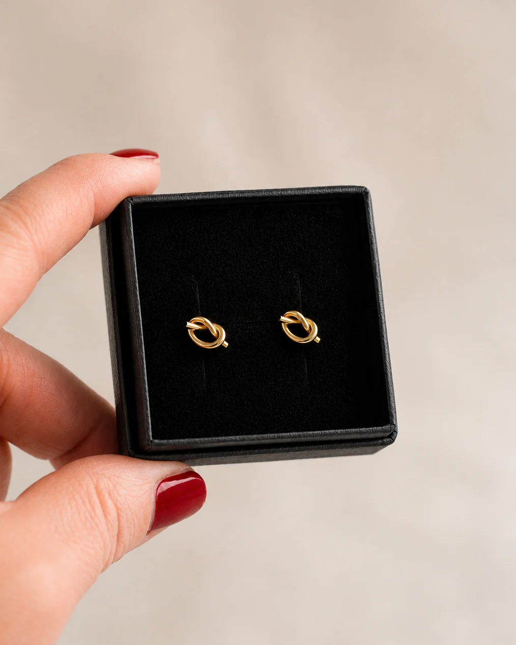 Eternal Knot Studs in Gold