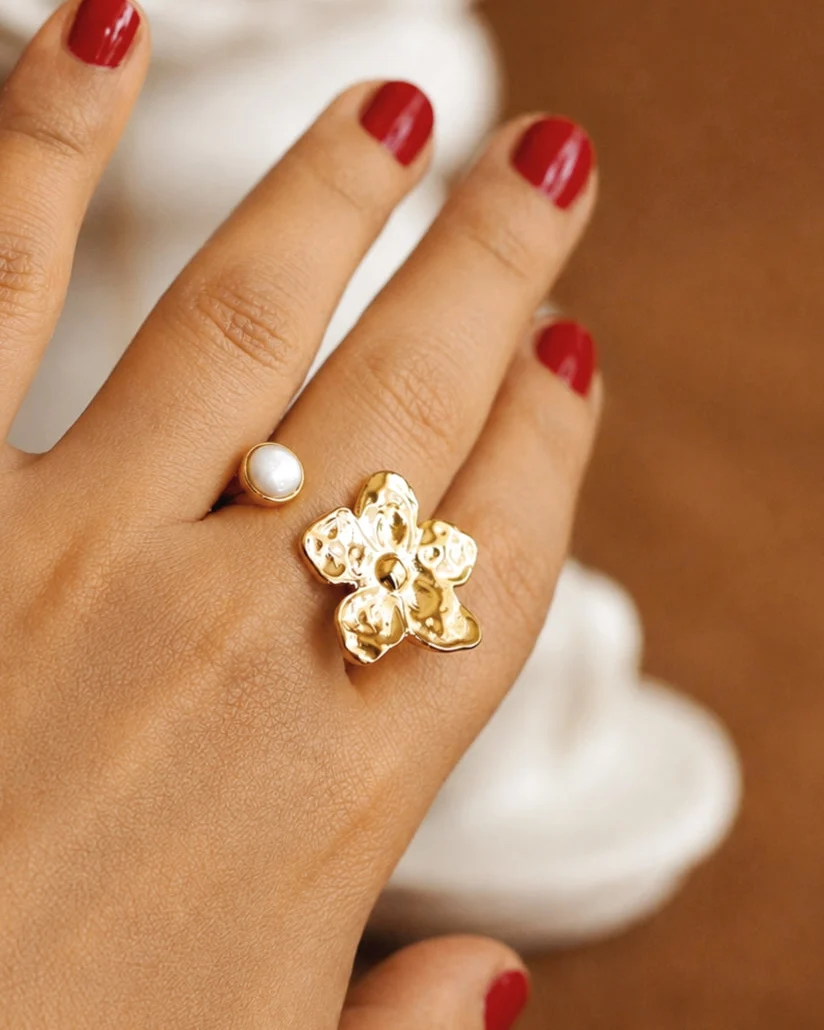 Sabine Floral & Pearl Ring in Gold - Image 2