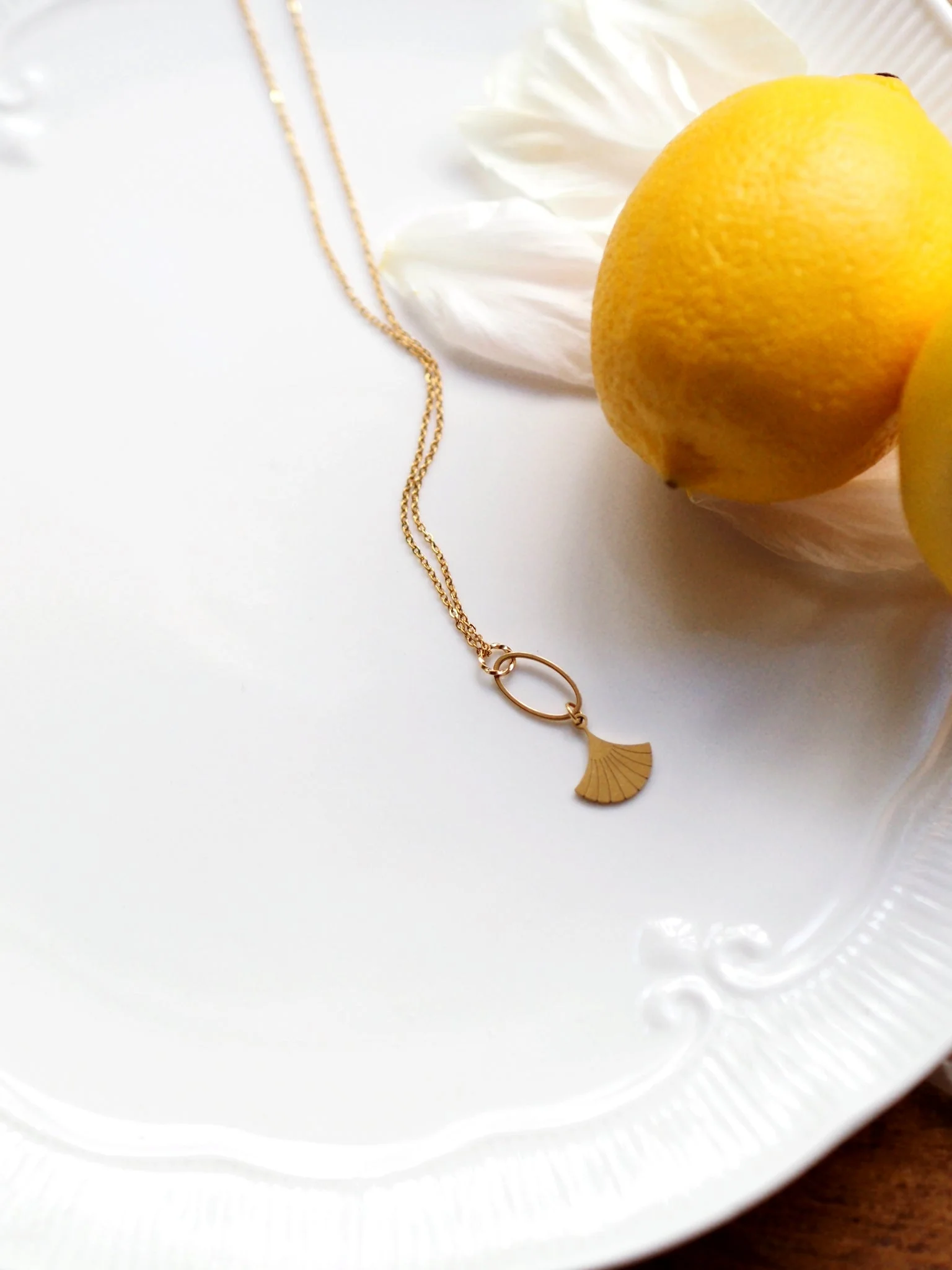 Jessica Fan Necklace in Gold - Image 7