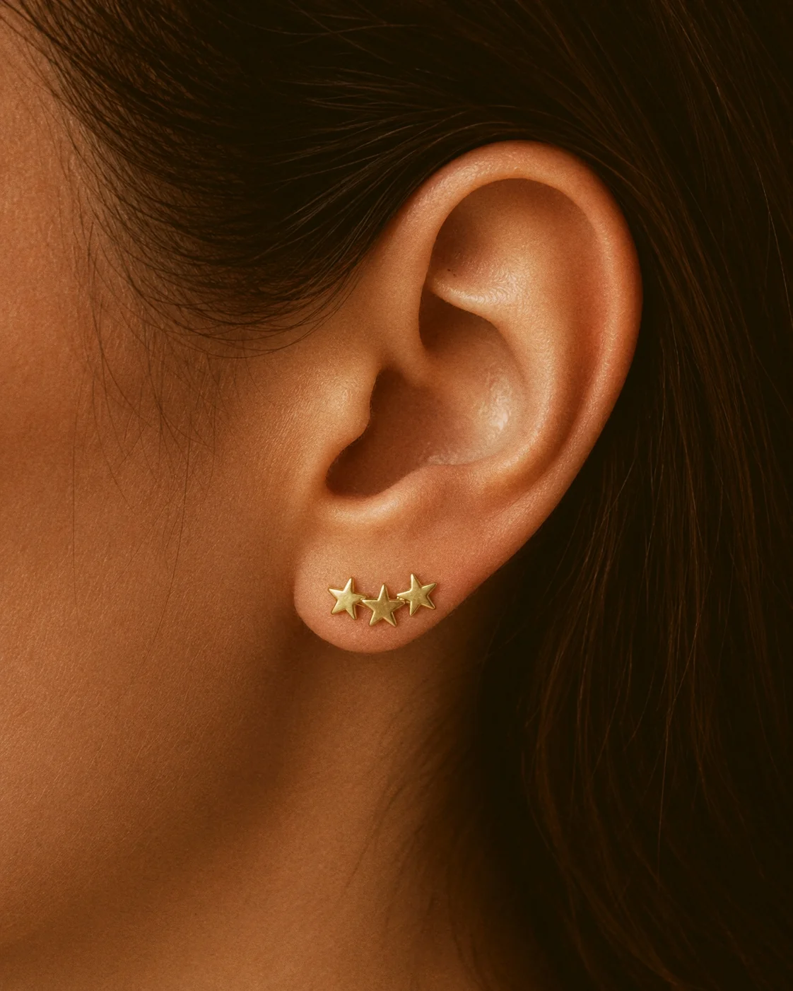 Little Three-Star Stud Earrings in Gold - Image 2