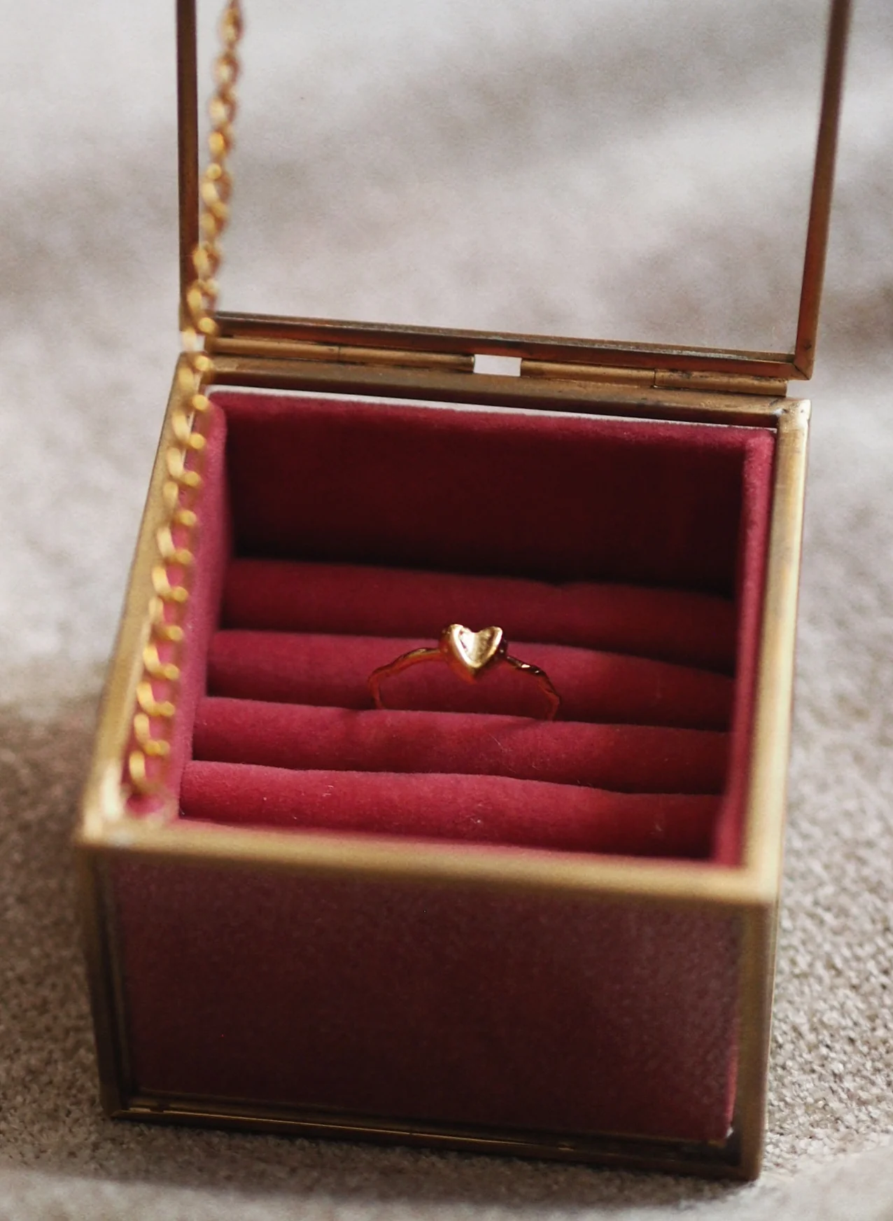Heart On The Branch Ring in Gold